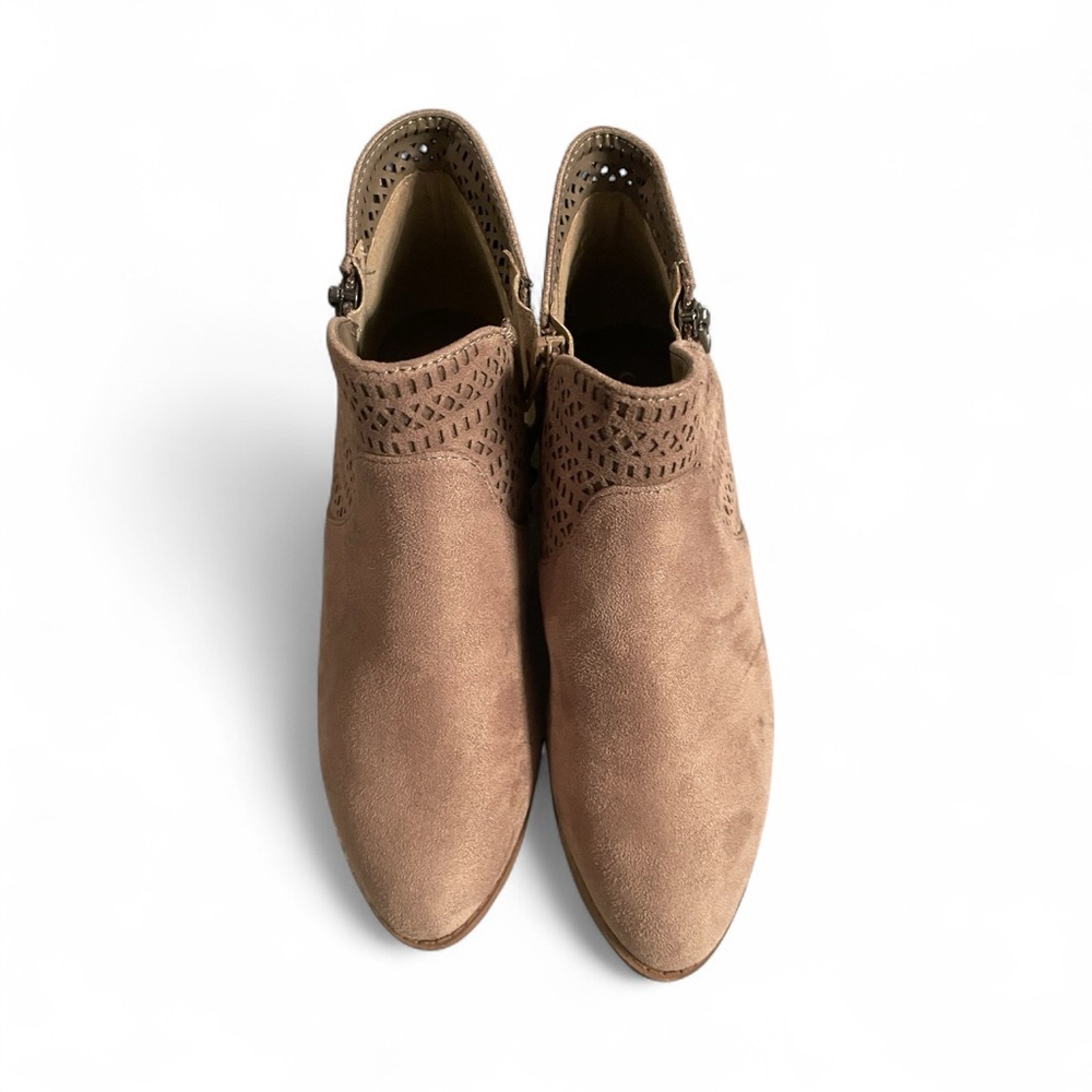 Elegant Brown Ankle Booties - Picture 3 of 4
